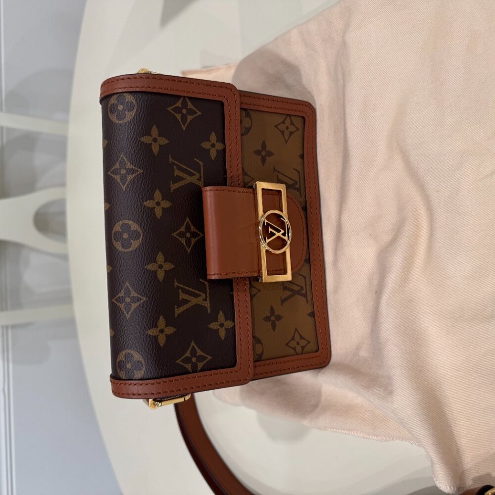 Louis Vuitton Mini Dauphine bag - Picture 9 of 16